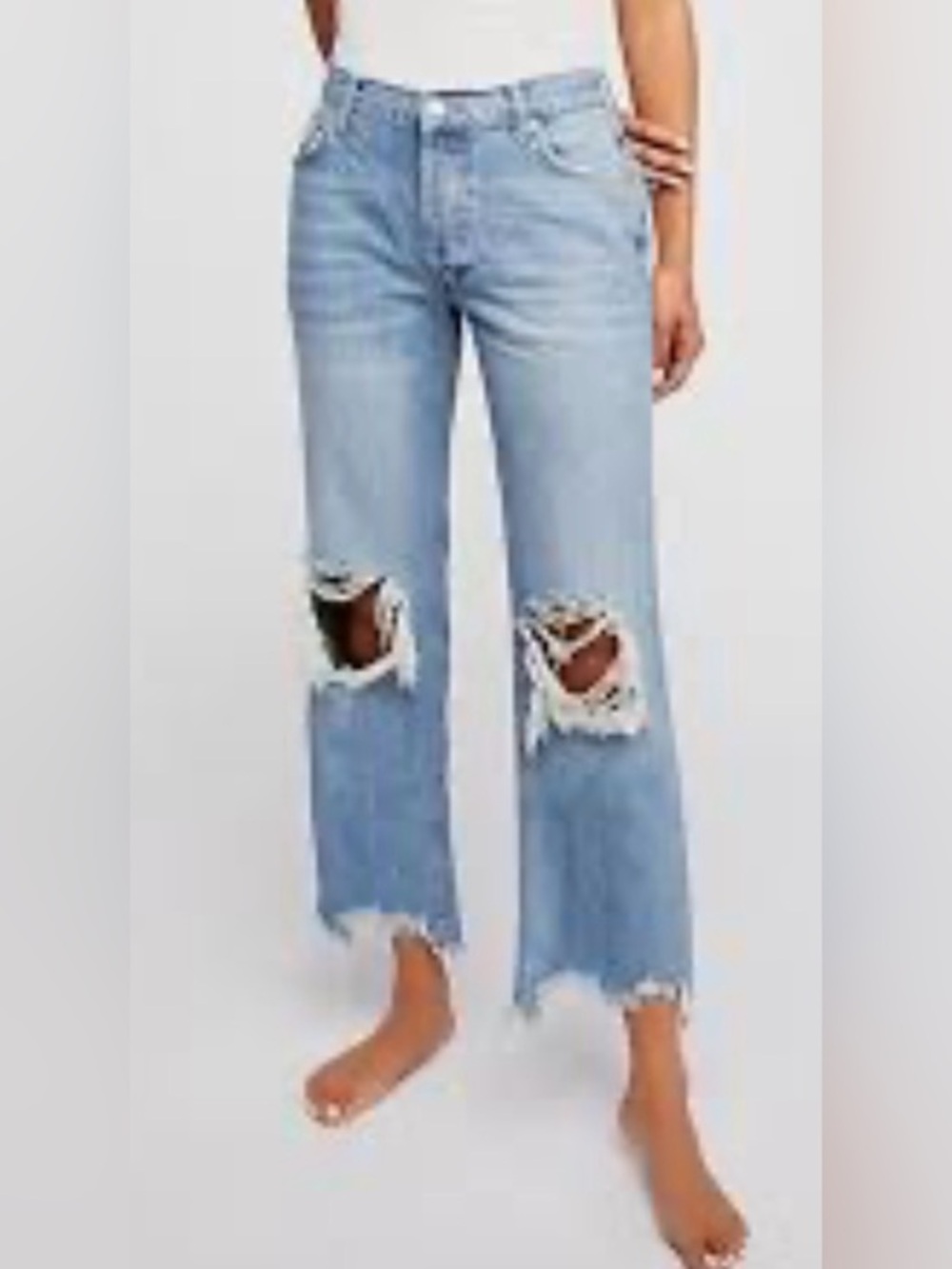 We the Free Light Blue Straight-Leg  Distressed Cropped High Waist Jeans size 28